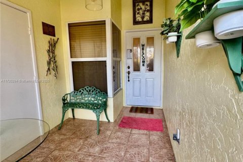 House in Hobe Sound, Florida 2 bedrooms, 104.89 sq.m. № 1478347 - photo 7