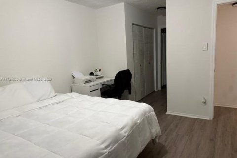 Купить кондоминиум в Майами, Флорида 2 спальни, 99.87м2, № 1731034 - фото 29