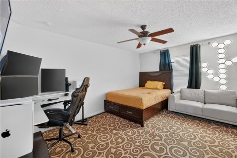 Villa ou maison à vendre à Kissimmee, Floride: 4 chambres, 280.84 m2 № 2352351 - photo 7