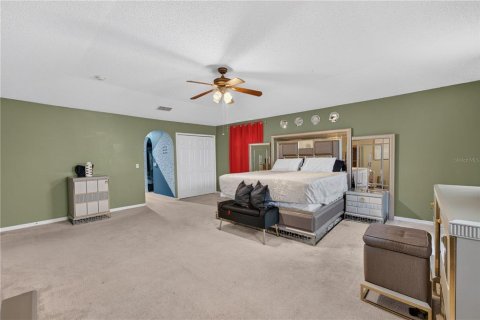 Villa ou maison à vendre à Kissimmee, Floride: 4 chambres, 280.84 m2 № 2352351 - photo 14