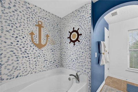 Villa ou maison à vendre à Kissimmee, Floride: 4 chambres, 280.84 m2 № 2352351 - photo 12