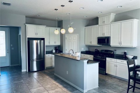 Casa en alquiler en Riverview, Florida, 3 dormitorios, 186.36 m2 № 1901665 - foto 4