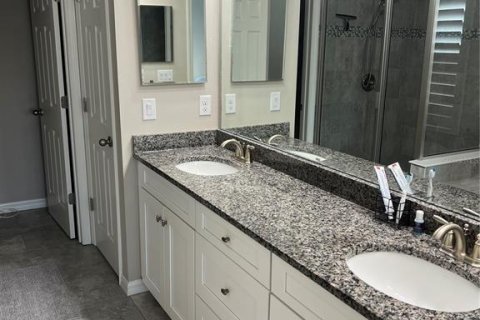 Casa en alquiler en Riverview, Florida, 3 dormitorios, 186.36 m2 № 1901665 - foto 16