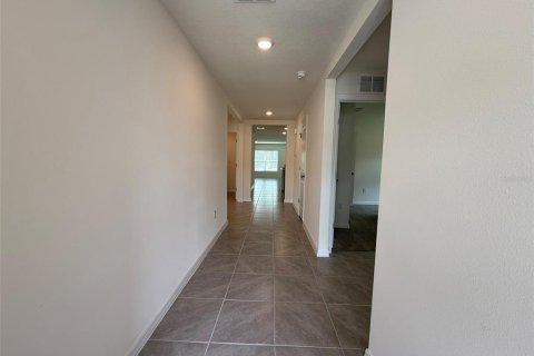 Casa en alquiler en Ocala, Florida, 4 dormitorios, 169.83 m2 № 1901680 - foto 2