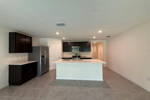 Casa en alquiler en Ocala, Florida, 4 dormitorios, 169.83 m2 № 1901680 - foto 14