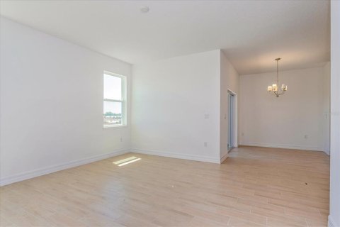 Villa ou maison à vendre à Tavares, Floride: 4 chambres, 148.46 m2 № 1919834 - photo 8