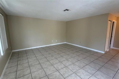 Condominio en alquiler en Englewood, Florida, 2 dormitorios, 83.24 m2 № 1820931 - foto 1