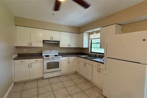 Condominio en alquiler en Englewood, Florida, 2 dormitorios, 83.24 m2 № 1820931 - foto 2
