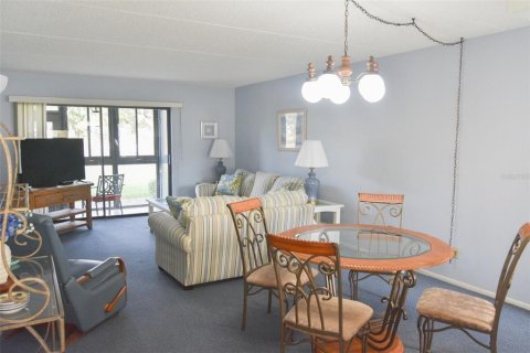 Copropriété à louer à Oldsmar, Floride: 2 chambres, 97.92 m2 № 1775016 - photo 3