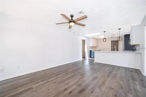 Villa ou maison à vendre à Fern Park, Floride: 4 chambres, 225.38 m2 № 1809959 - photo 16