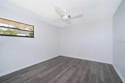 Villa ou maison à vendre à Fern Park, Floride: 4 chambres, 225.38 m2 № 1809959 - photo 25