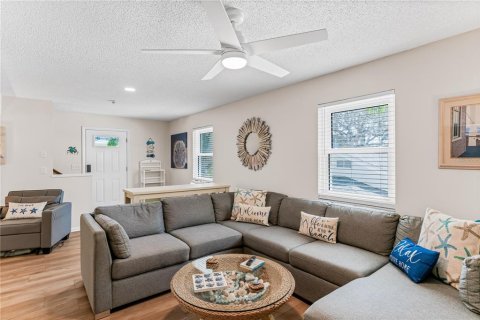 Copropriété à louer à Indian Rocks Beach, Floride: 2 chambres, 131.46 m2 № 2104404 - photo 27