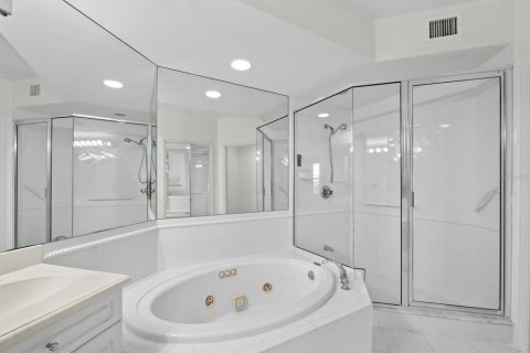 Condominio en venta en Sarasota, Florida, 3 dormitorios, 179.86 m2 № 2199626 - foto 19