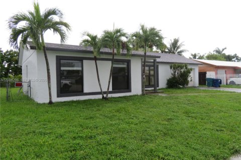 Casa en Homestead, Florida 3 dormitorios, 123.1 m2 № 2382037