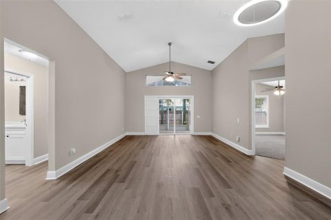 House in Riverview, Florida 4 bedrooms, 154.68 sq.m. № 2277164 - photo 3