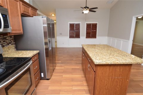 House in Largo, Florida 3 bedrooms, 131.64 sq.m. № 1894325 - photo 21