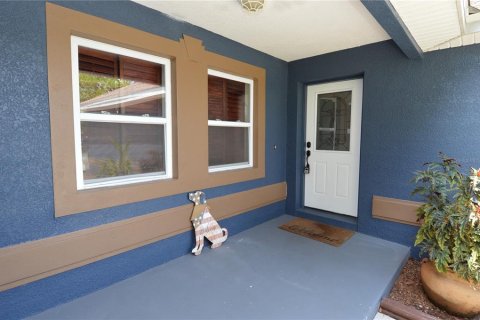 House in Largo, Florida 3 bedrooms, 131.64 sq.m. № 1894325 - photo 4