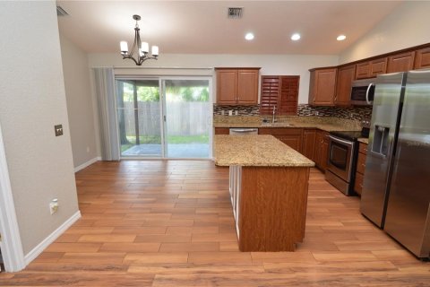 House in Largo, Florida 3 bedrooms, 131.64 sq.m. № 1894325 - photo 16