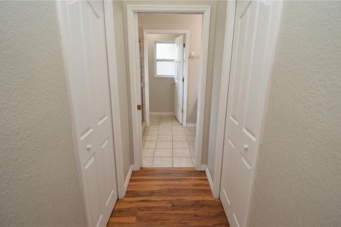 House in Largo, Florida 3 bedrooms, 131.64 sq.m. № 1894325 - photo 28