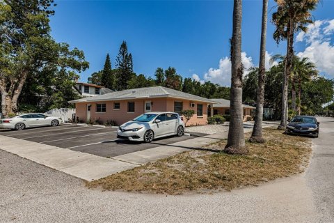 Apartamento en alquiler en Gulfport, Florida, 2 habitaciones, 32.52 m2 № 1918498 - foto 10