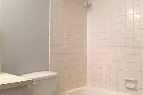 Apartamento en alquiler en Gulfport, Florida, 2 habitaciones, 32.52 m2 № 1918498 - foto 9