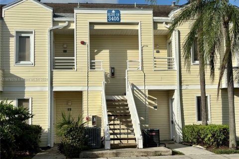 Condo in Oakland Park, Florida, 1 bedroom  № 1936308 - photo 21