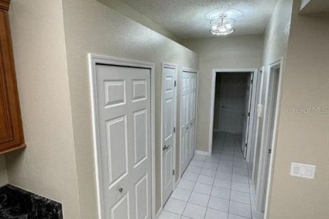 House in Leesburg, Florida 3 bedrooms, 197.23 sq.m. № 2094245 - photo 25