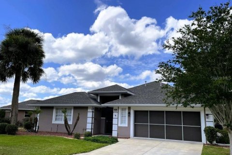 House in Leesburg, Florida 3 bedrooms, 197.23 sq.m. № 2094245 - photo 2