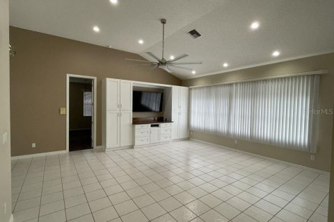 House in Leesburg, Florida 3 bedrooms, 197.23 sq.m. № 2094245 - photo 15