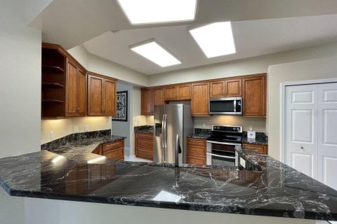House in Leesburg, Florida 3 bedrooms, 197.23 sq.m. № 2094245 - photo 21