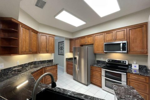House in Leesburg, Florida 3 bedrooms, 197.23 sq.m. № 2094245 - photo 22