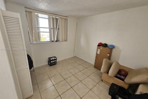 Купить кондоминиум в Майами-Бич, Флорида 1 спальня, 83.61м2, № 2027442 - фото 5