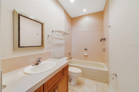 Touwnhouse à louer à Orlando, Floride: 4 chambres, 263.47 m2 № 1894549 - photo 11