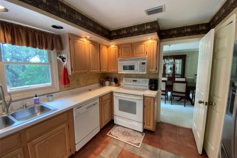Casa en venta en Apopka, Florida, 4 dormitorios, 279.82 m2 № 2210413 - foto 20