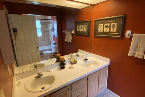 Casa en venta en Apopka, Florida, 4 dormitorios, 279.82 m2 № 2210413 - foto 30