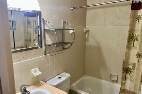 Condo in Clearwater, Florida, 2 bedrooms  № 1657103 - photo 21