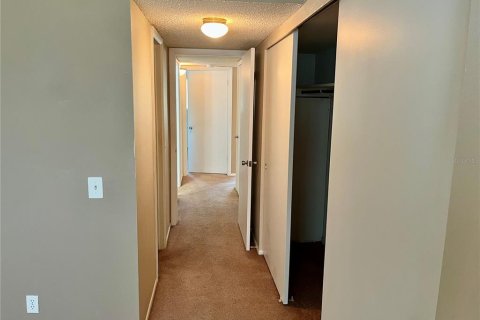 Condo in Clearwater, Florida, 2 bedrooms  № 1657103 - photo 12