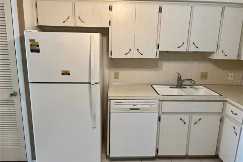 Condo in Clearwater, Florida, 2 bedrooms  № 1657103 - photo 8