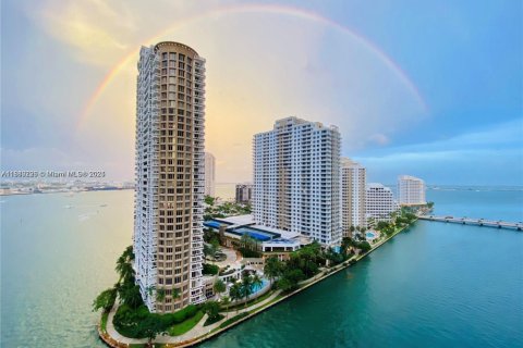 Condominio en alquiler en Miami, Florida, 3 dormitorios, 169.55 m2 № 1922064 - foto 2