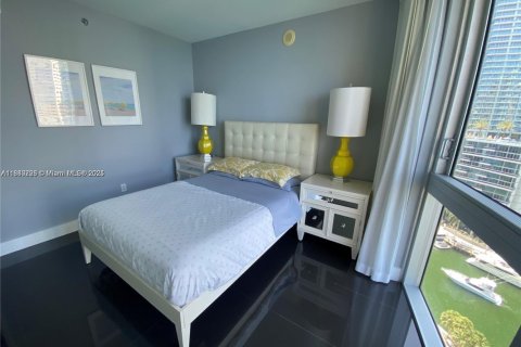 Condominio en alquiler en Miami, Florida, 3 dormitorios, 169.55 m2 № 1922064 - foto 19