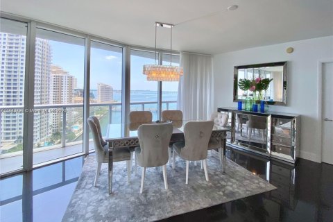 Condominio en alquiler en Miami, Florida, 3 dormitorios, 169.55 m2 № 1922064 - foto 12