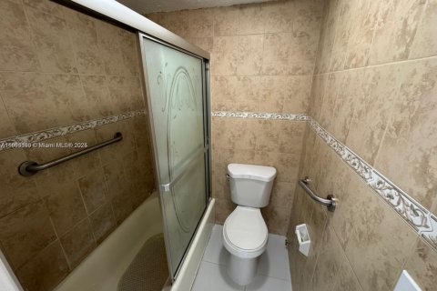 Copropriété à louer à Miami, Floride: 1 chambre, 61.5 m2 № 1960807 - photo 18