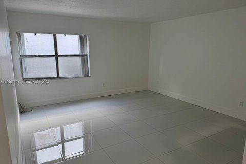 Copropriété à louer à Miami, Floride: 1 chambre, 61.5 m2 № 1960807 - photo 3