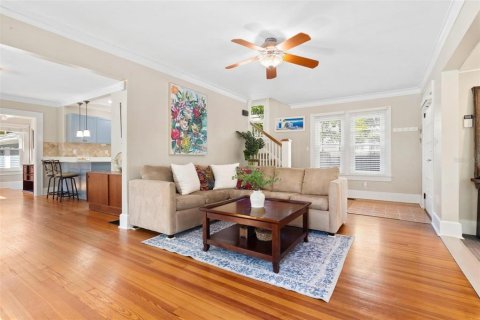 Casa en venta en Saint Petersburg, Florida, 3 dormitorios, 174.47 m2 № 1914576 - foto 2