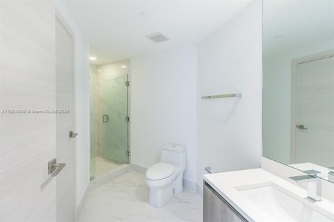 Condominio en venta en Miami, Florida, 2 dormitorios, 107.02 m2 № 1941968 - foto 8
