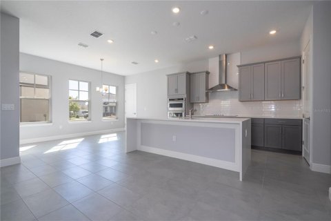 Casa en venta en Orlando, Florida, 5 dormitorios, 306.21 m2 № 2142527 - foto 28