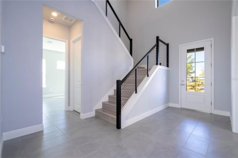 Casa en venta en Orlando, Florida, 5 dormitorios, 306.21 m2 № 2142527 - foto 8
