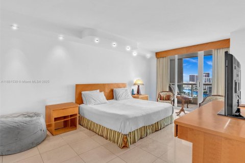 Купить кондоминиум в Авентура, Флорида 3 спальни, 173.73м2, № 1925437 - фото 18