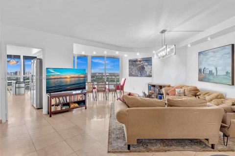 Купить кондоминиум в Авентура, Флорида 3 спальни, 173.73м2, № 1925437 - фото 6