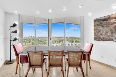 Купить кондоминиум в Авентура, Флорида 3 спальни, 173.73м2, № 1925437 - фото 11